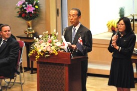 庭野学園長による歓迎のごあいさつ 庭野学園長による歓迎のごあいさつ