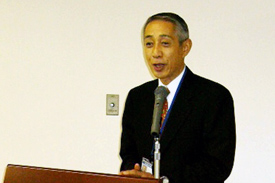 山内日出夫校長 山内日出夫校長