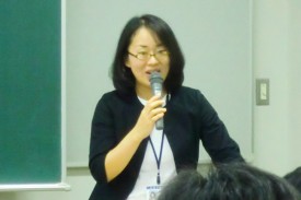 英語科主任・山室教諭 英語科主任・山室教諭