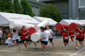 バトンが大きくなっちゃった! バトンが大きくなっちゃった!