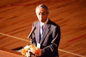 山内日出夫校長 山内日出夫校長