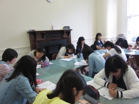 クラス分けテスト(writing)の様子
