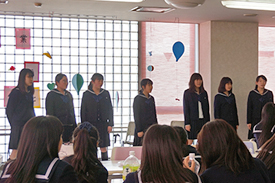 卒業を祝う茶話会