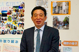 文部科学省国際教育課課長の小幡泰弘さん