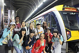 電車を利用