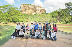 シギリヤロック登山