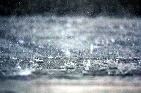豪雨